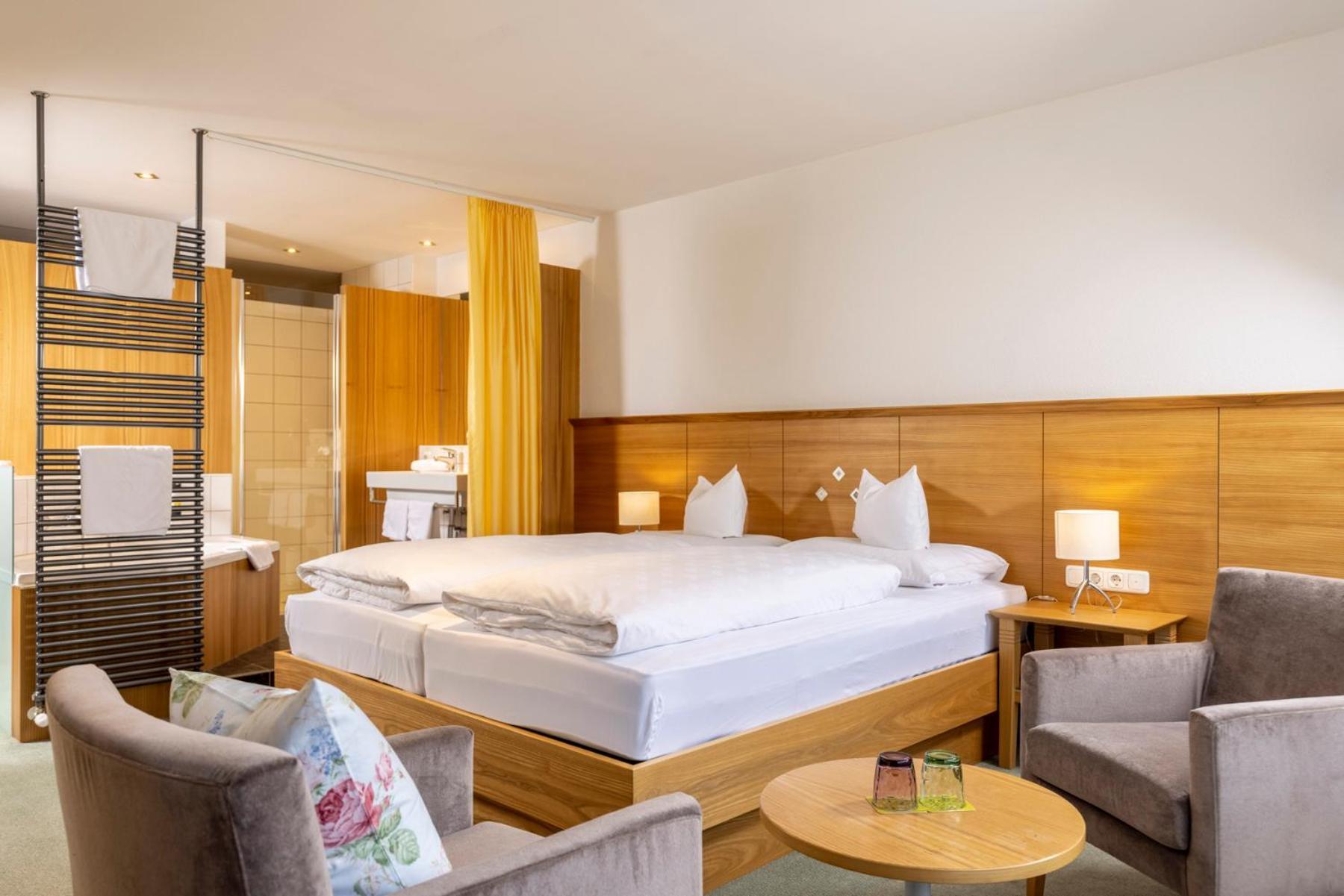 Hotel Walserberg Warth  Pokój zdjęcie